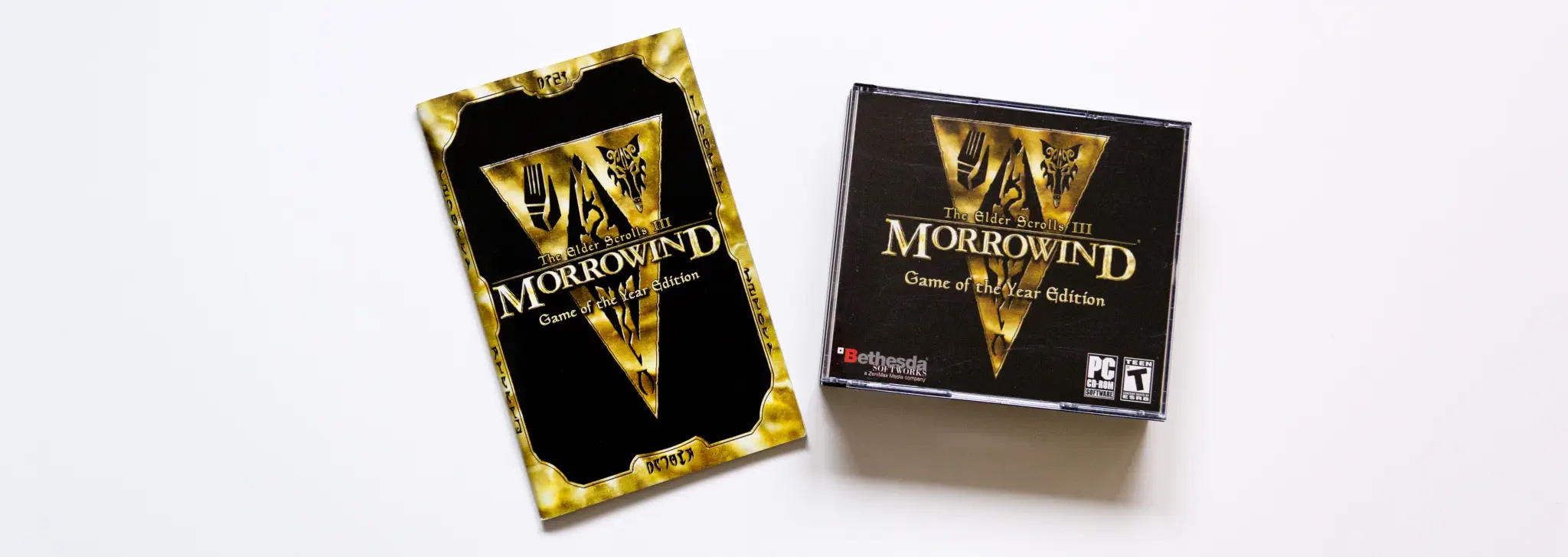Photo of the content of The Elder Scrolls III: Morrowind (2003, PC, US, Game of the Year Edition); developed by Bethesda Game Studios, published by Bethesda Softworks LLC; Hi-res 3D box available at https://bigboxcollection.com