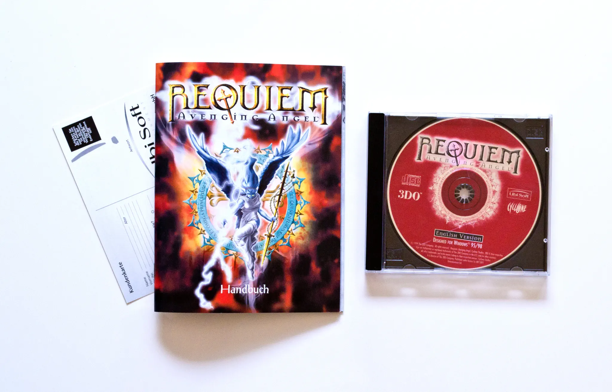Photo of the content of Requiem: Avenging Angel (1999, PC, DE) Photo of the content of Requiem: Avenging Angel (1999, PC, DE); developed by Cyclone Studios, published by Ubi Soft Entertainment Ltd.; Hi-res 3D box available at https://bigboxcollection.com